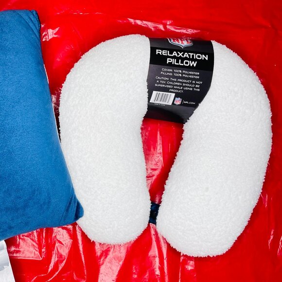 Dallas Cowboys Neck and Throw Pillow NWOT - Picture 4 of 6